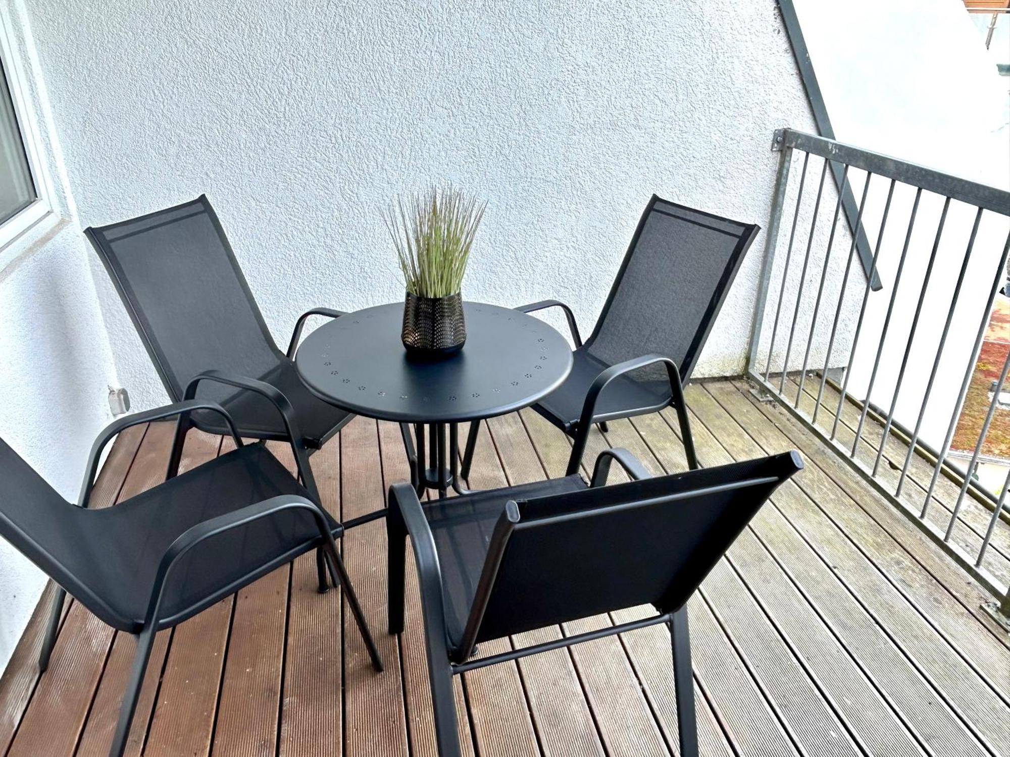 Bhv-3- Und 5-Zimmer Wohnungen Mit Terrasse, 24H Self-Check-In, Tv, Internet, Disneyplus, Waschmaschine Bremerhaven Exterior foto